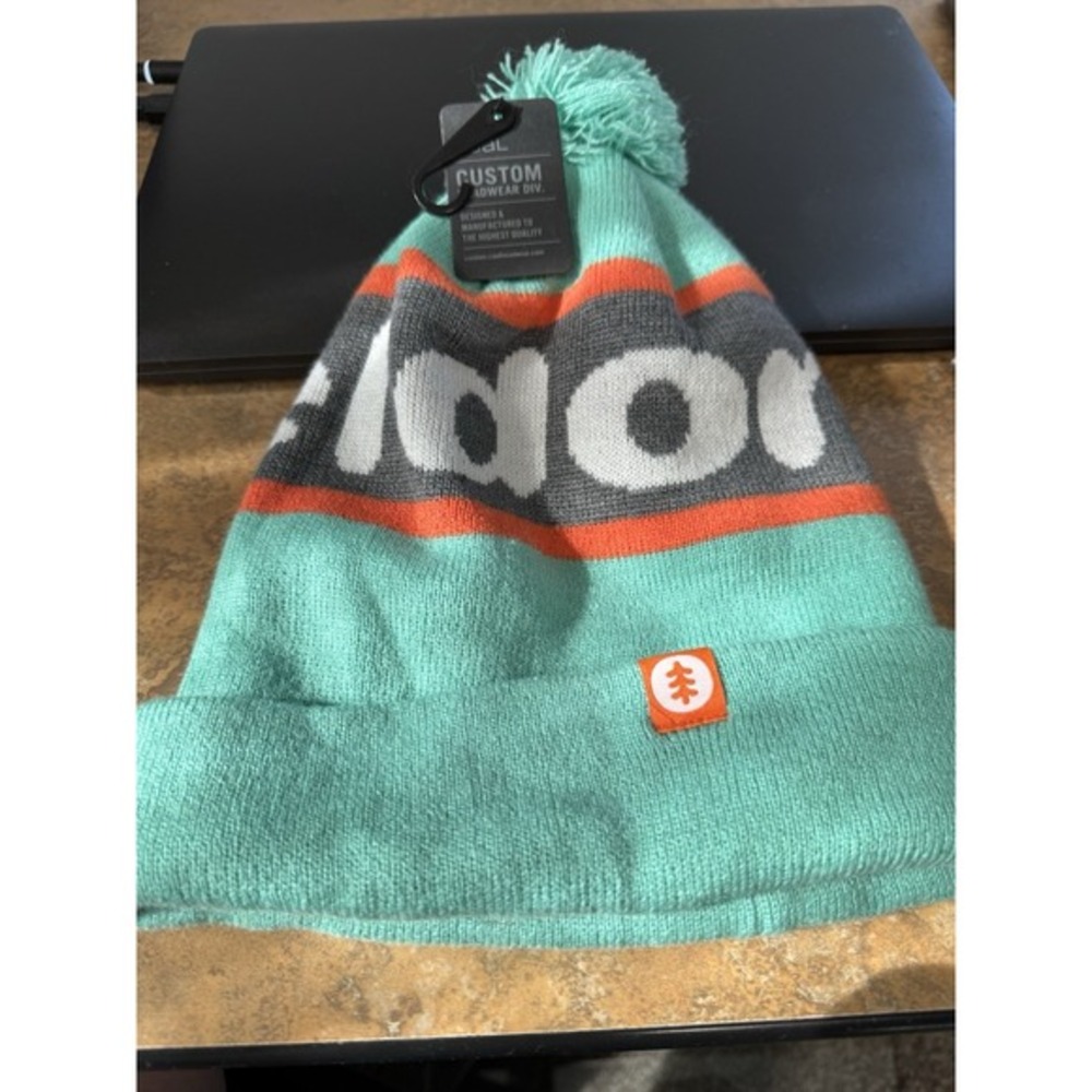 Winter Hat Ladies 9"‎ Across